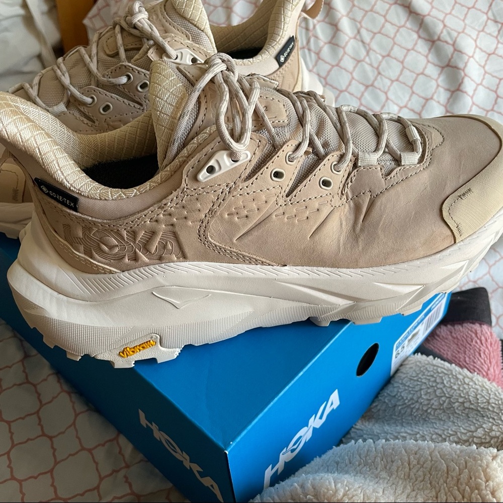 Hoka Sneakers new style